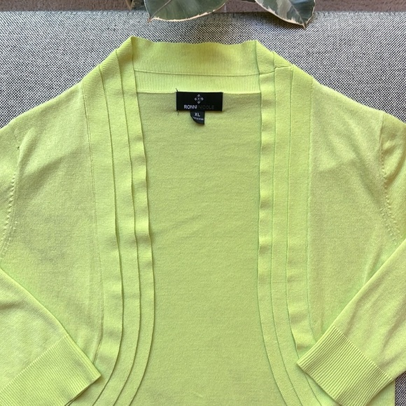 Y2K Ruffle Cardigan In Shade Lime Green, Circa 2007 Size: XL - Picture 3 of 16